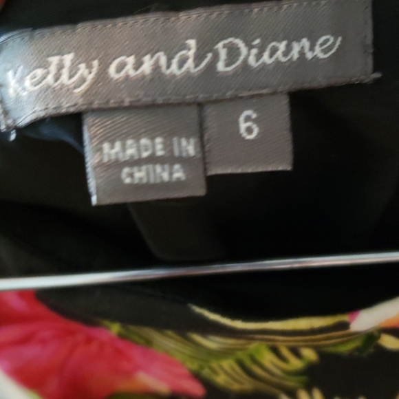 Mid length floral skirt with fringe - Picture 3 of 4